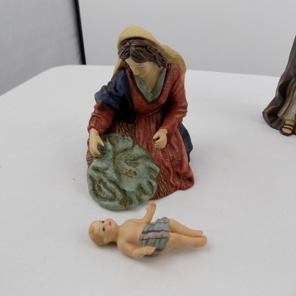 Nativity Set Vintage Ceramic 11 Piece with Box Christmas Religious Target 2004 - Picture 2 of 12